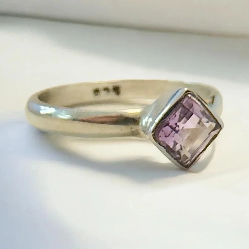 Amethyst Sterling Silver Ring (5)